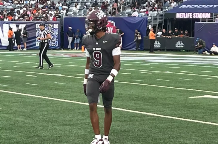 Discover the standout qualities of Ajani Williams, a top prospect at receiver in the 2025 NFL Draft. Versatility and a strong work ethic set him apart.