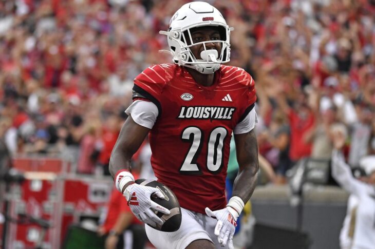 Louisville football player arrested on strangulation, domestic violence assault charges
