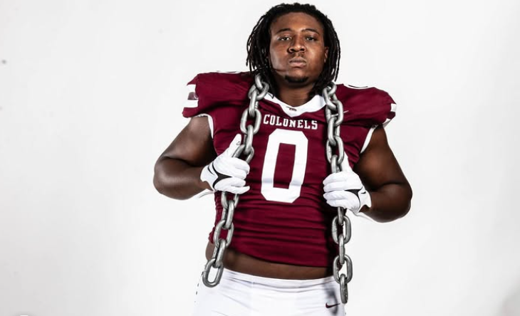 Meet Marvin Field, a top defensive line prospect for the 2025 NFL Draft. Discover his versatility, physicality, and football IQ.