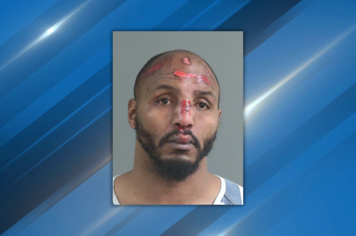 A former University of North Carolina football player and NFL All-Pro was arrested in South Carolina this past week.