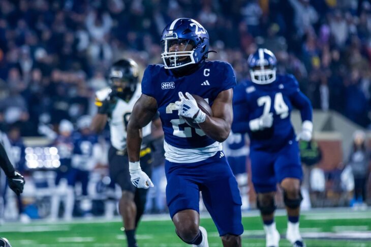 Meet Jalen White, the talented RB from Georgia Southern University making waves with his impressive football career.