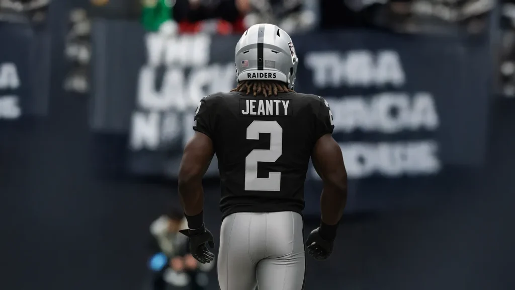 2025 Offensive Rookie of the Year Race: Jeanty Leads, Ward Close Behind