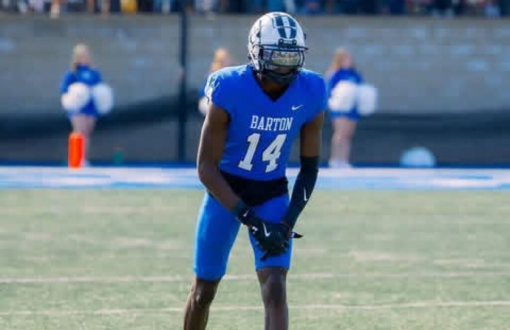 Zakvil Smith is a rising star in football. Explore his journey and what makes him a top candidate for the 2026 NFL Draft.