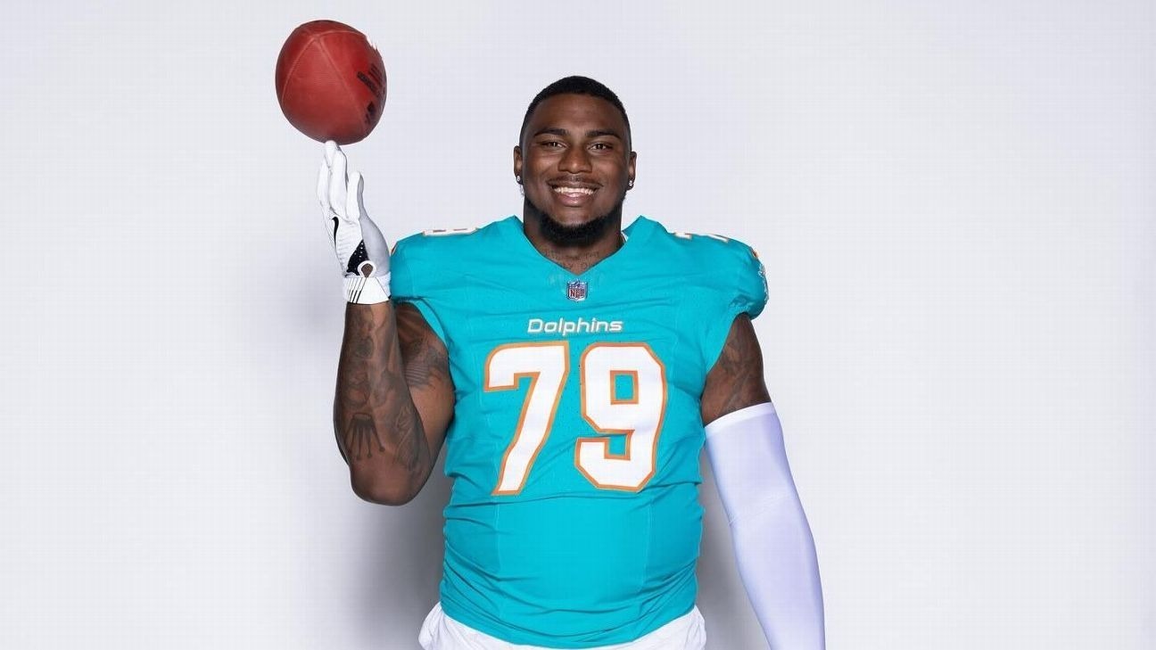 Breaking: Indianapolis Colts signed Dominican native Bayron Matos