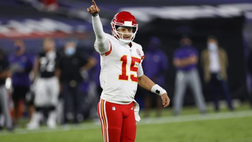 How NFL Players Can Finance Their Dream: Personal Loans for College Athletes