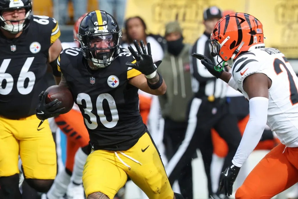 Jaylen Warren Injury Update: Could Steelers have their RB this week?