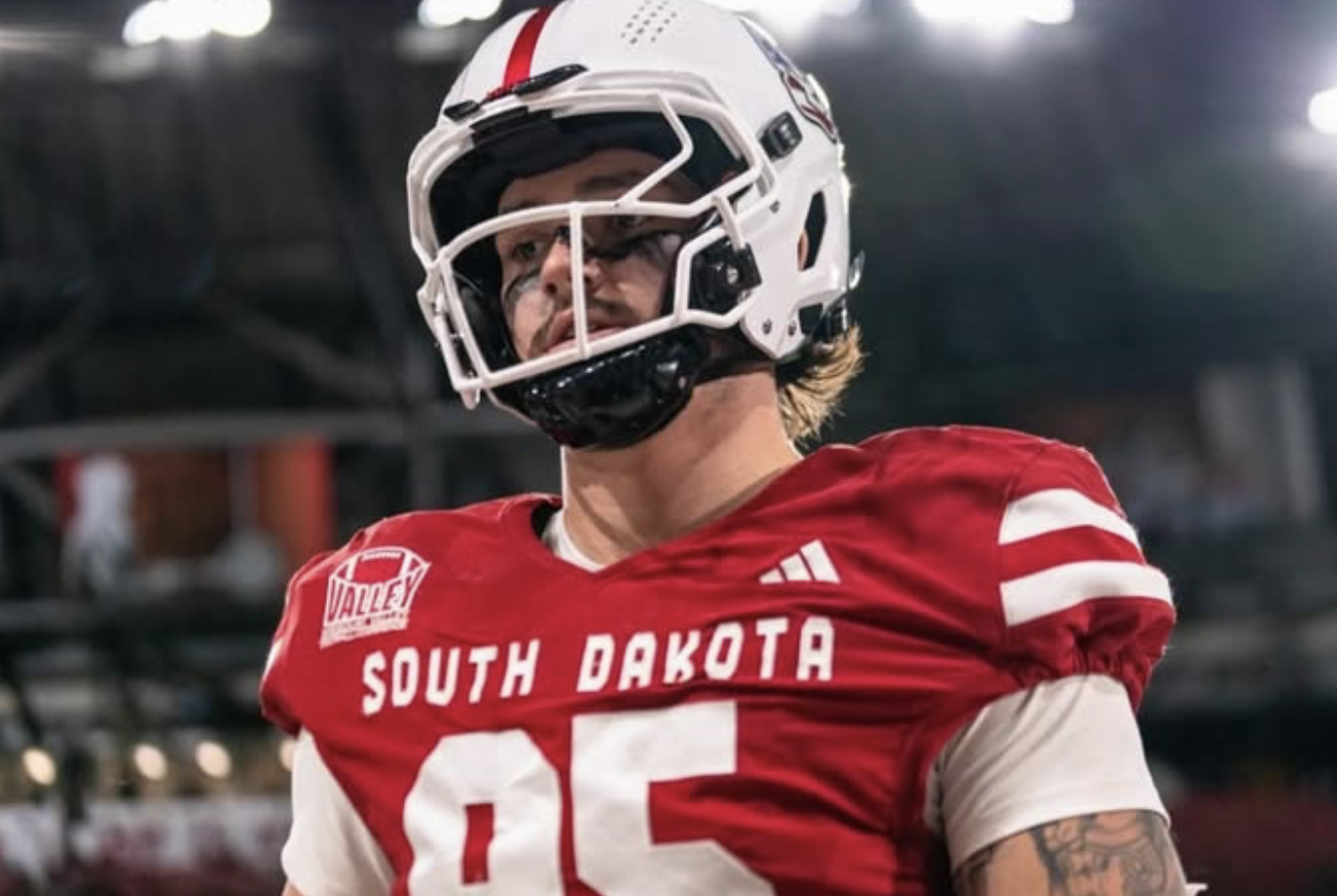 Meet 2026 NFL Draft Prospect Carter Hooper, DL, South Dakota