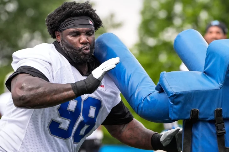 Buffalo Bills should make a huge push to sign defensive lineman D.J. Reader
