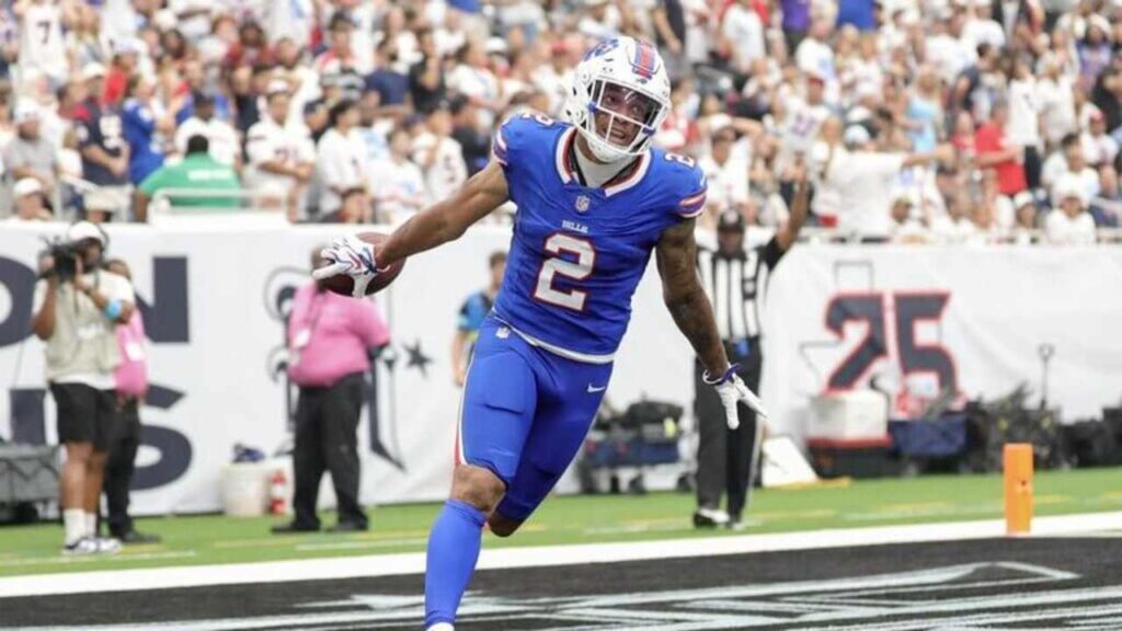 D.J. Moore Injury Update: Bills catch a huge break on Star WR's Injury